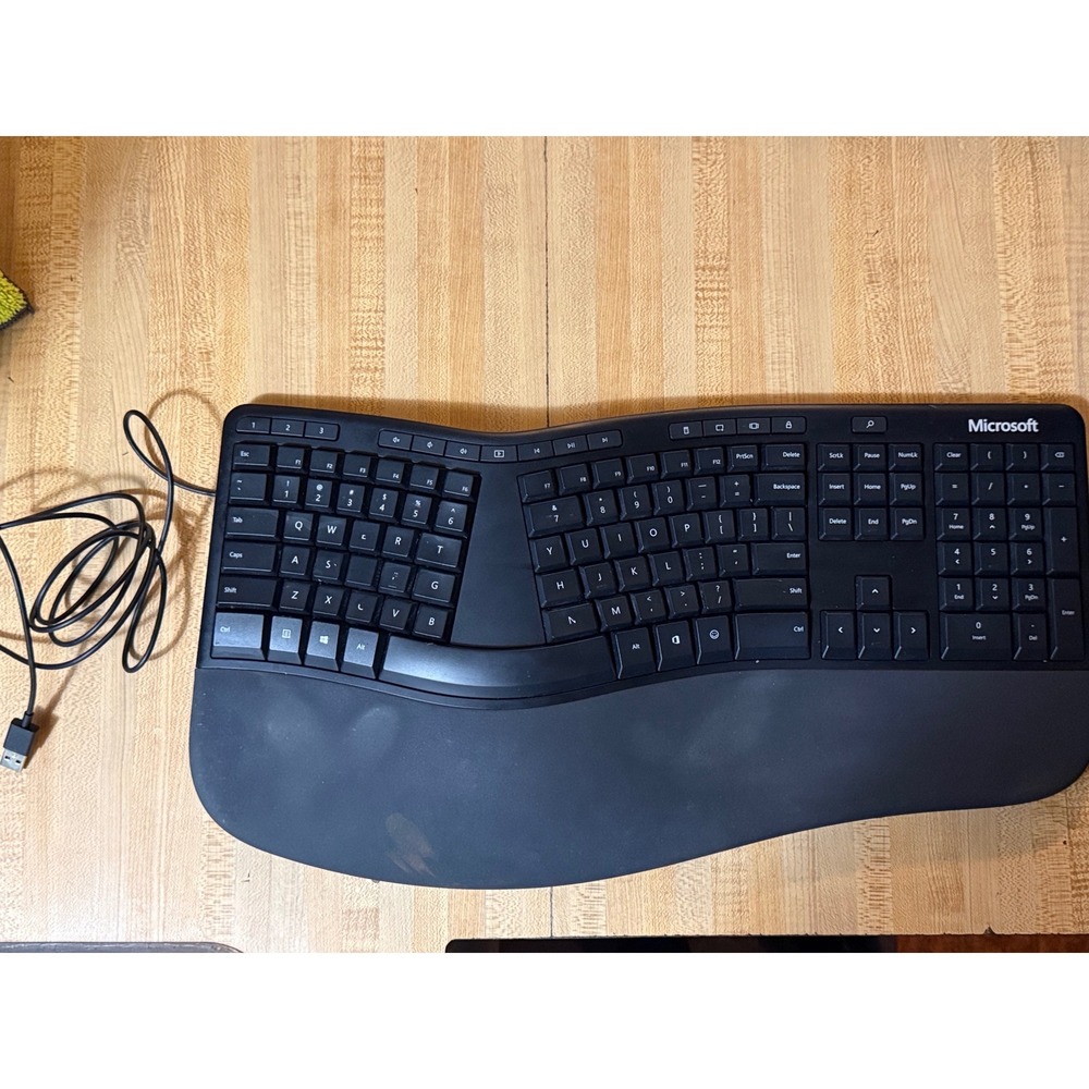 Microsoft Ergonomic Keyboard 1878 Wired USB Black Split Design Palm Rest